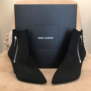SAINT LAURENT-Black Niki Asymmetric Booties